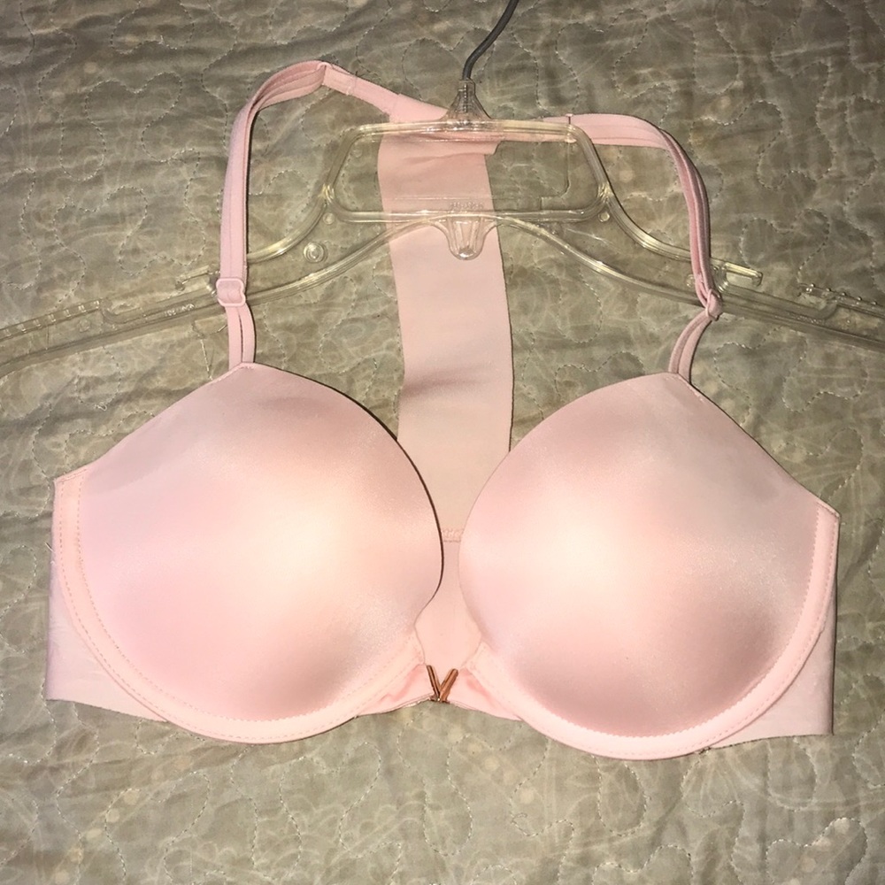 Victoria’s Secret Front Close Push Up T Back